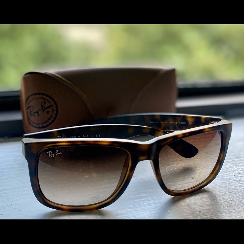 Ray-Ban Justin Sunglasses